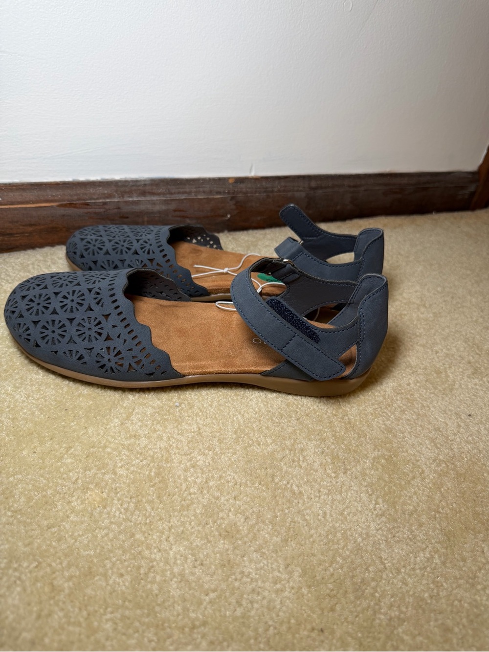 Women's Navy Cutout Ankle Strap Flats